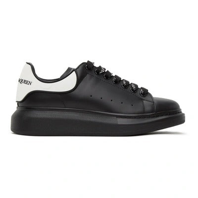Alexander McQueen Oversized Sneaker 'Black White'
