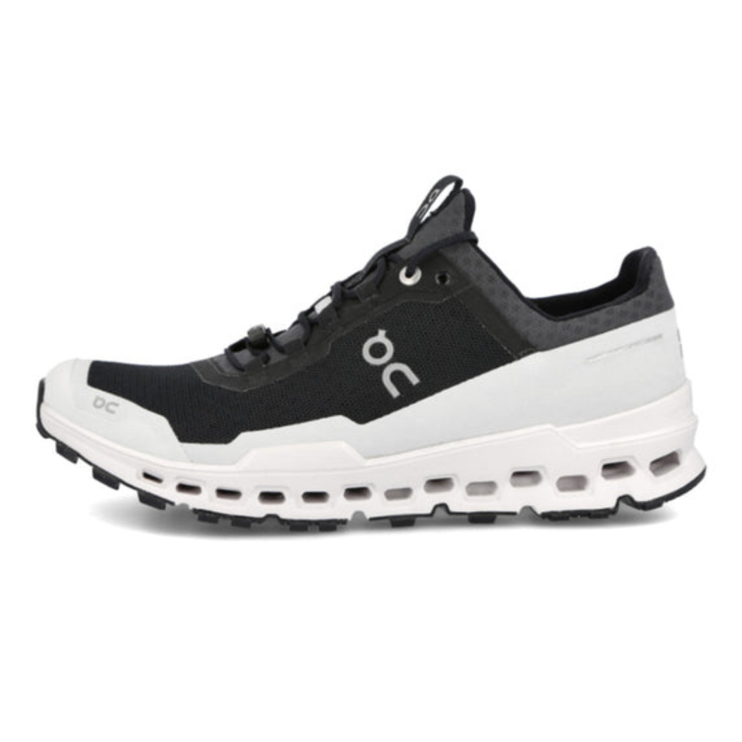 On Running Cloud Ultra 'Black White'