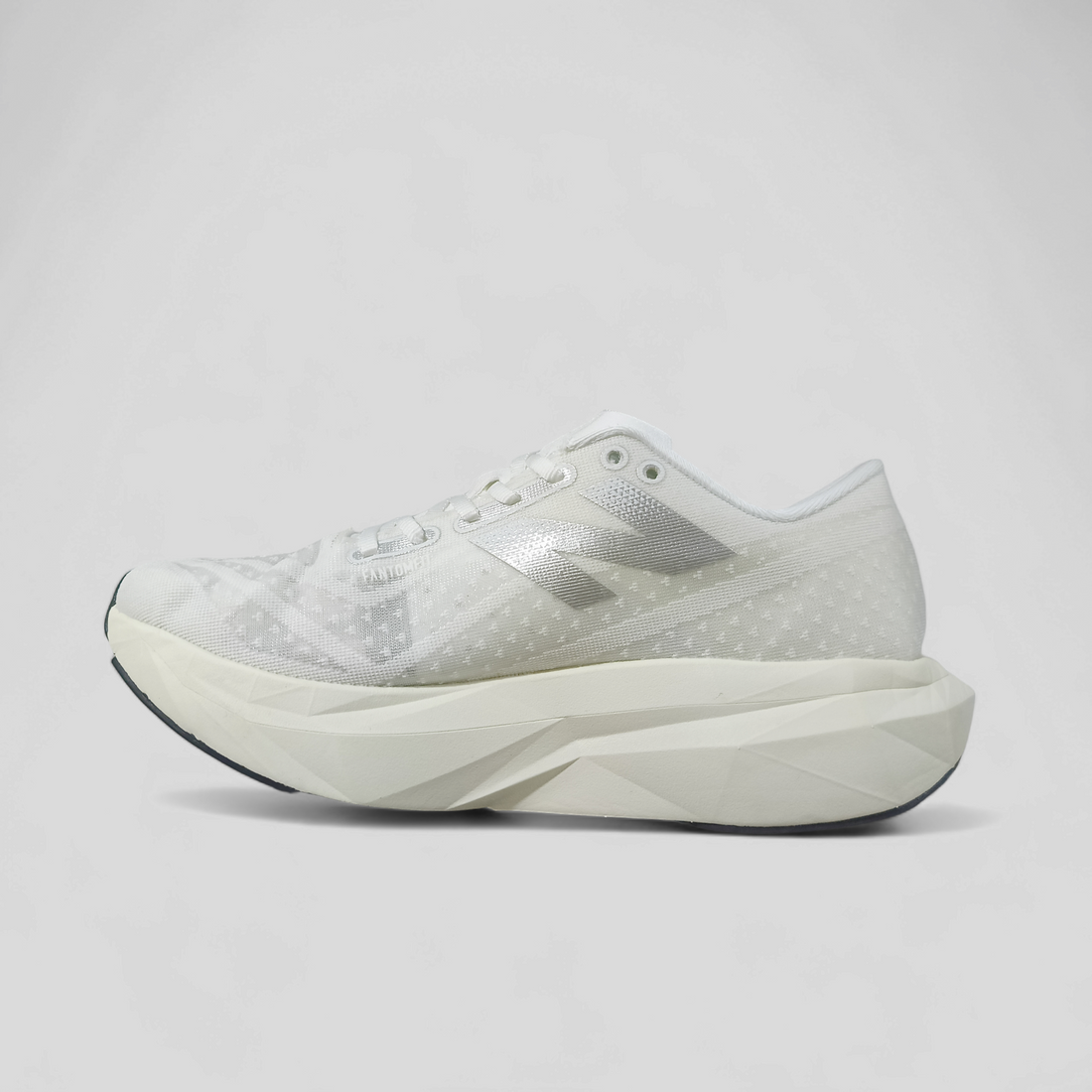 new balance fuelcell rebel v4